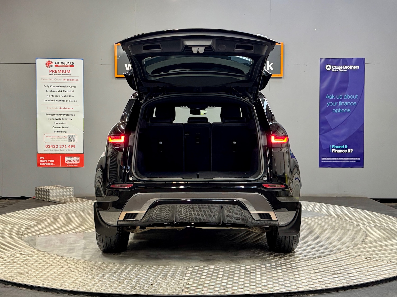 Used Land Rover Range Rover Evoque 2019 for sale - 76341029: Photo 5