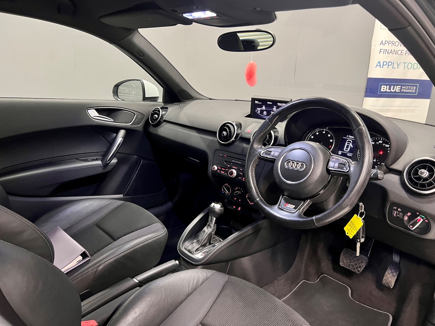 Used Audi A1 2012 for sale - 76922702: Photo 11