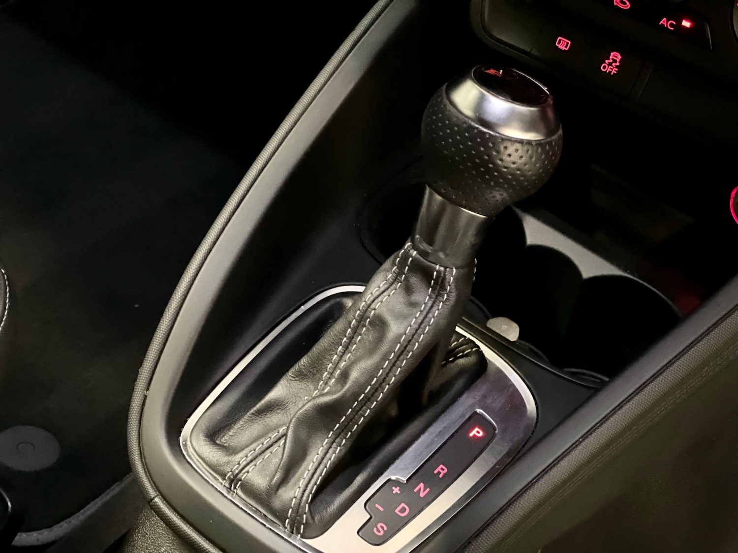 Used Audi A1 2012 for sale - 76922702: Photo 13