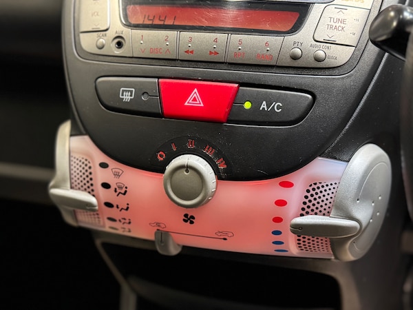 Used Peugeot 107 2012 for sale - 76065021: Photo 19