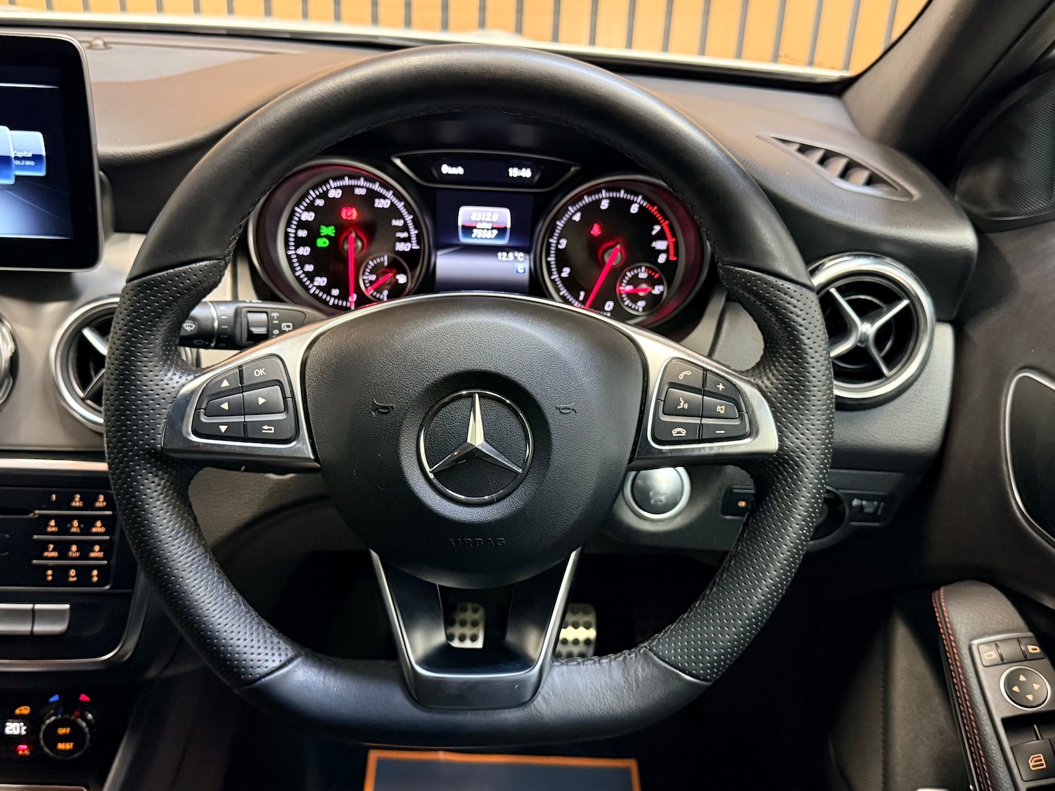 Used Mercedes-Benz GLA 2018 for sale - 77600556: Photo 11