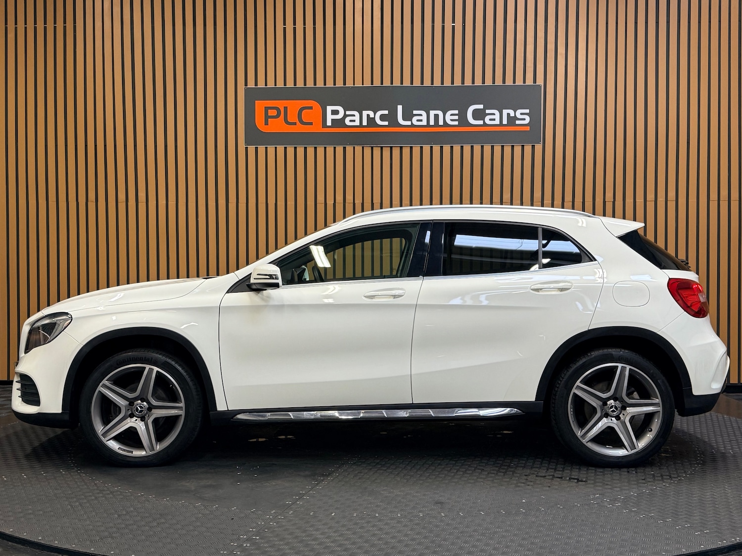 Used Mercedes-Benz GLA 2018 for sale - 77600556: Photo 4