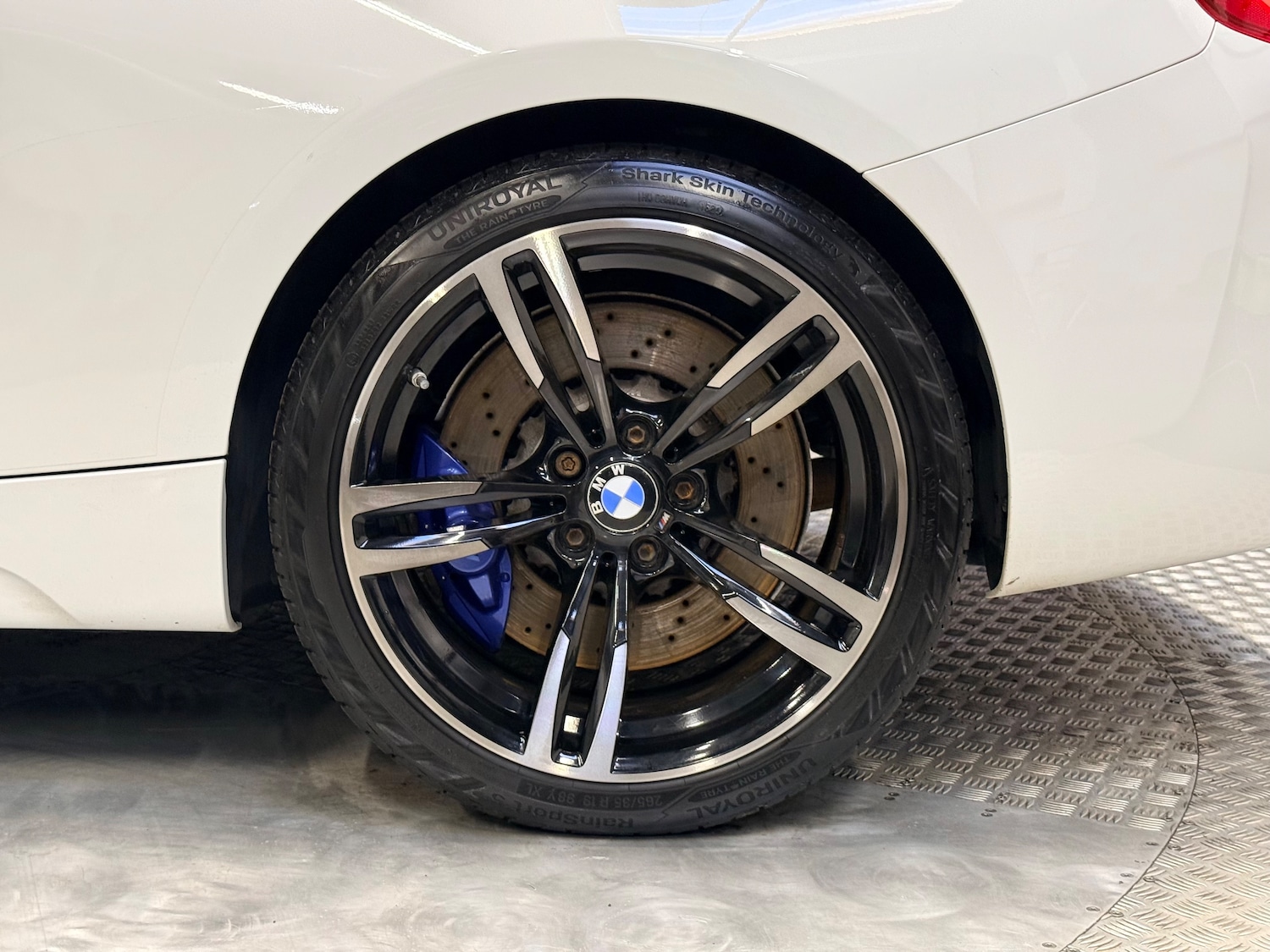 Used BMW M2 2018 for sale - 76739345: Photo 39
