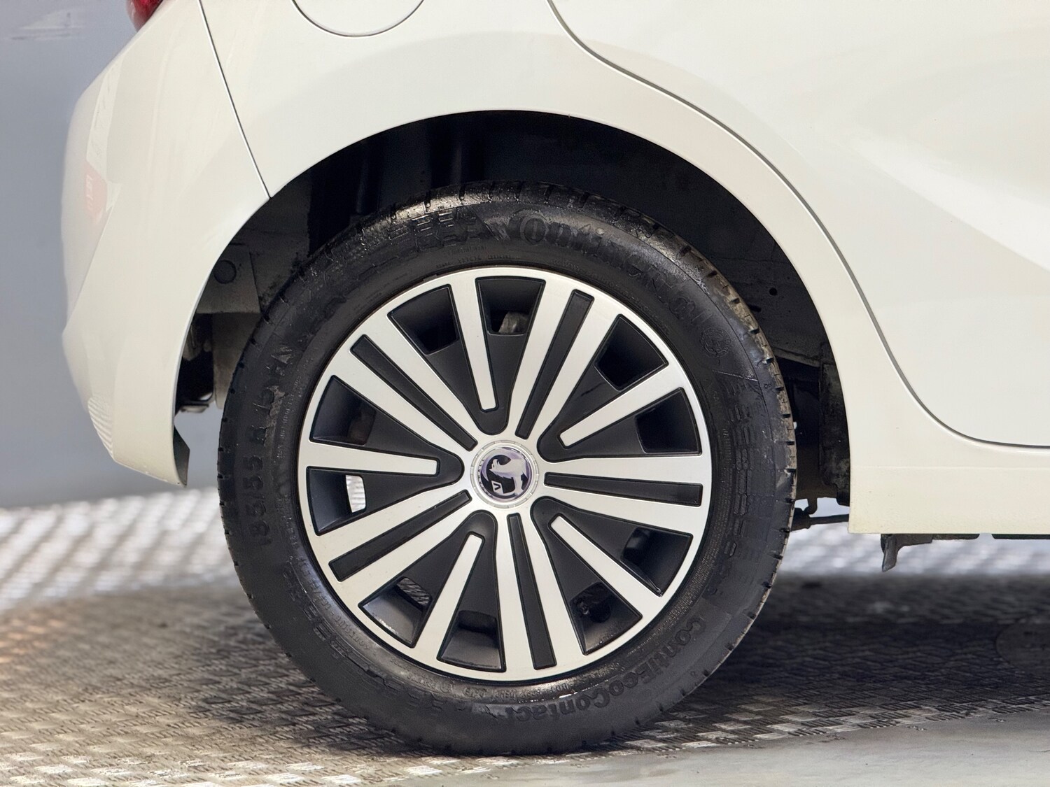 Used Vauxhall Viva 2016 for sale - 77764236: Photo 11