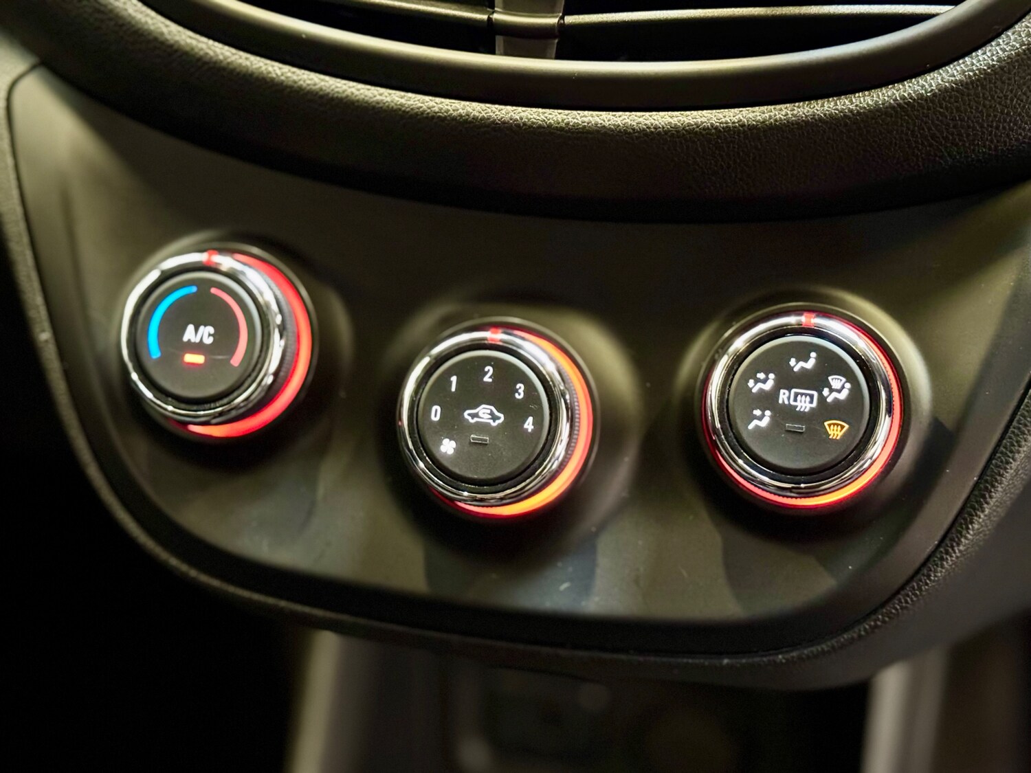 Used Vauxhall Viva 2016 for sale - 77764236: Photo 18