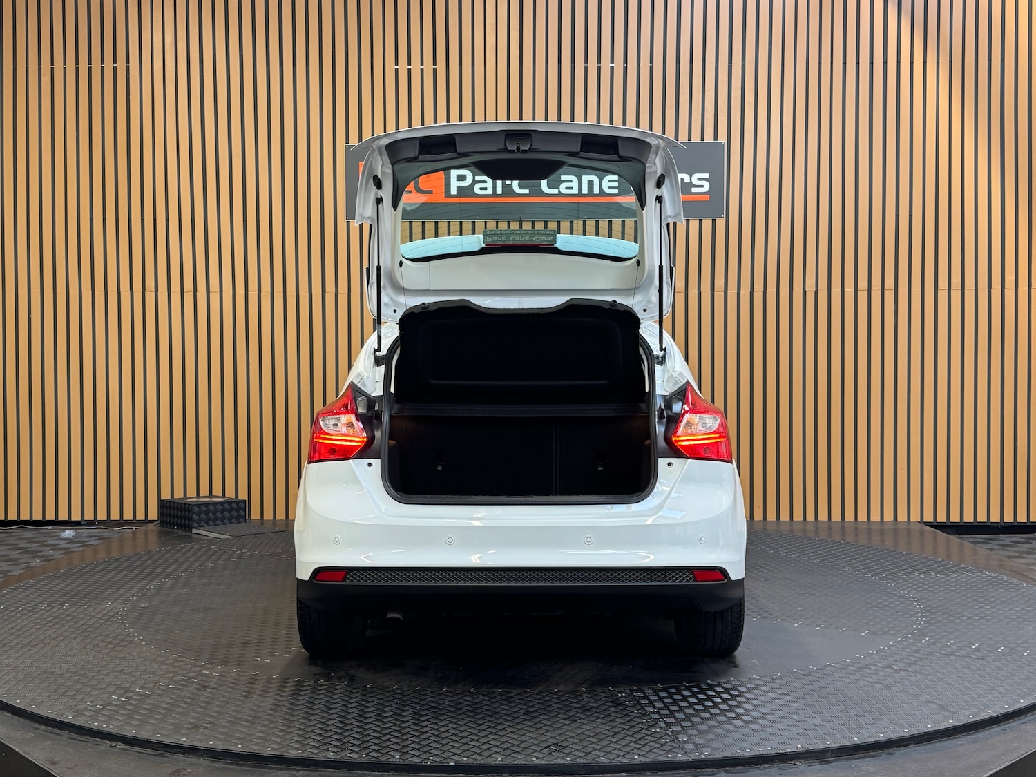 Used Ford Focus 2013 for sale - 77759541: Photo 5