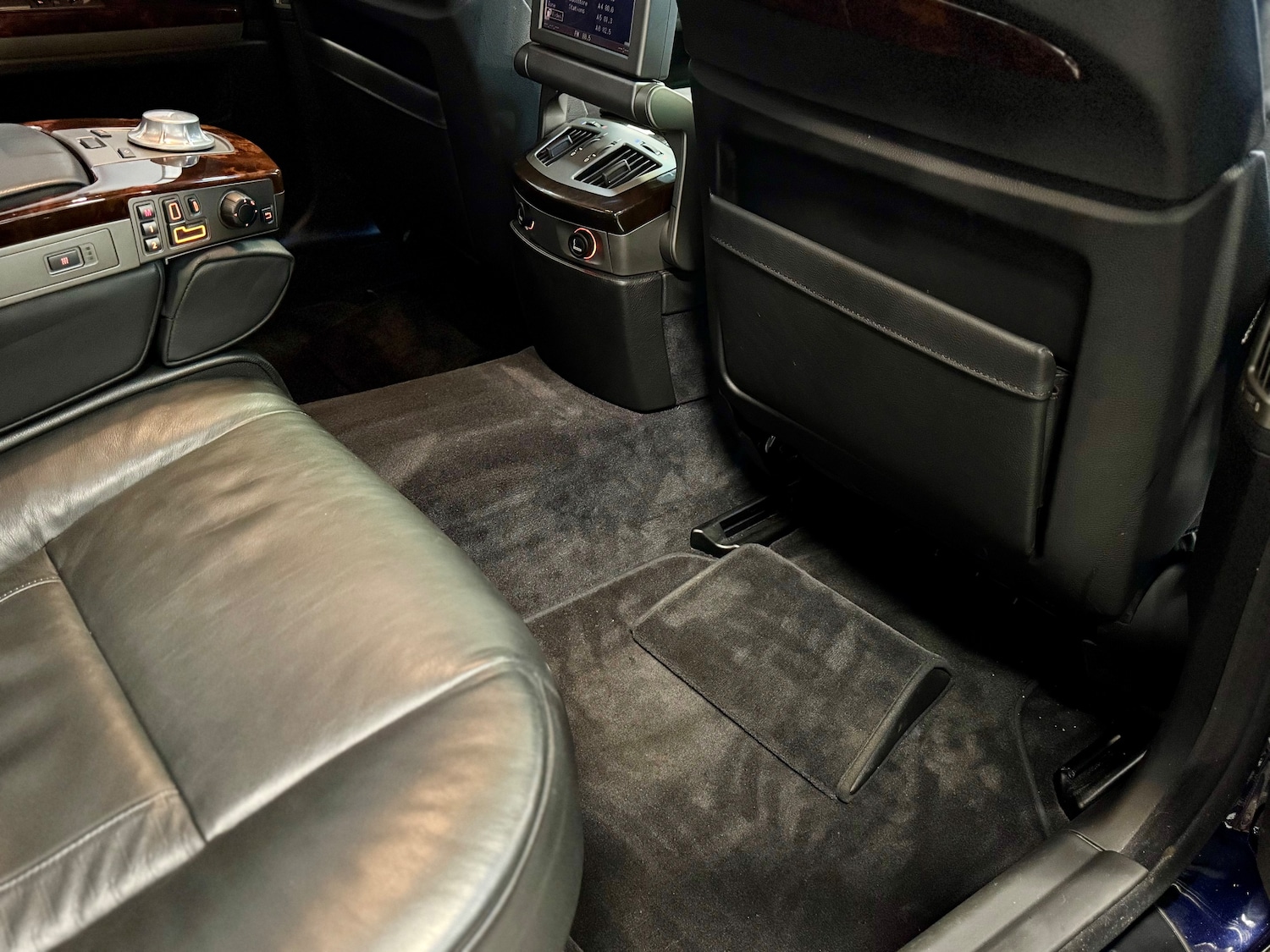 Used BMW 7 Series 2018 for sale - 76369005: Photo 28