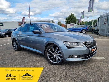Used Skoda Superb 2017 for sale - 79390253: Photo