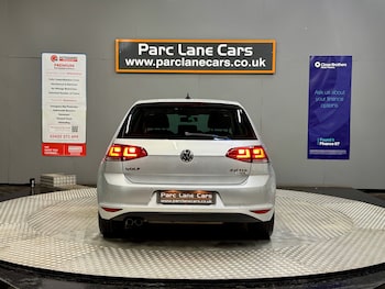 Used Volkswagen Golf 2015 for sale - 76565613: Photo