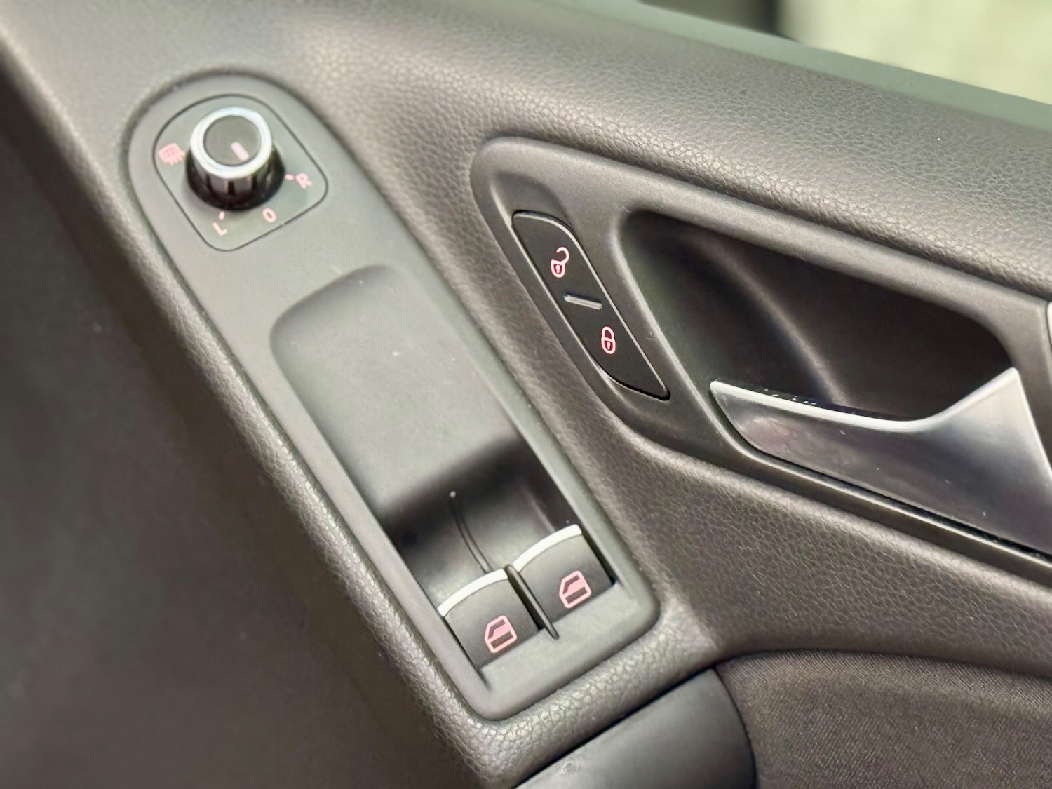 Used Volkswagen Golf 2011 for sale - 76369078: Photo 18