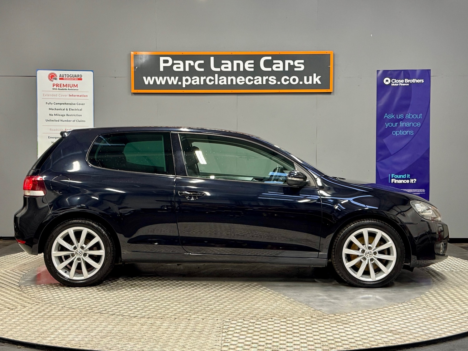 Used Volkswagen Golf 2011 for sale - 76369078: Photo 2