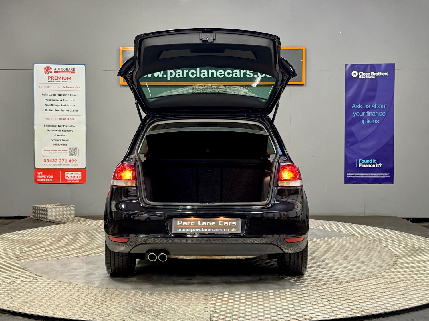 Used Volkswagen Golf 2011 for sale - 76369078: Photo 5