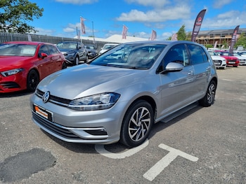 Used Volkswagen Golf 2019 for sale - 79068361: Photo