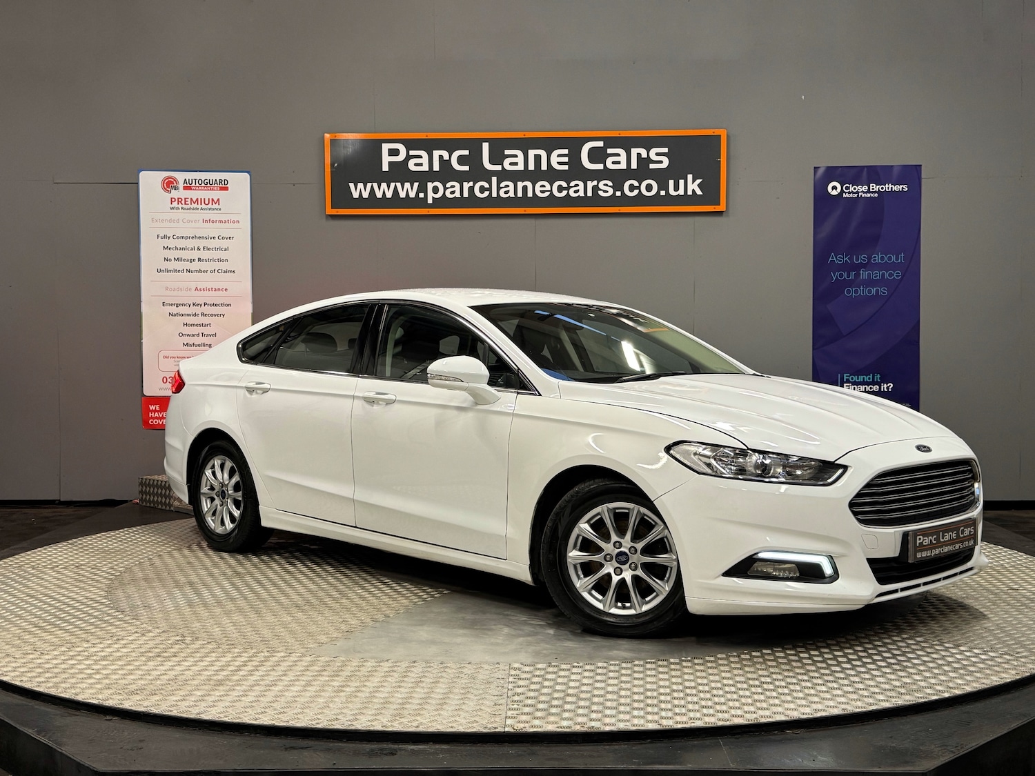 Used Ford Mondeo 2017 for sale - 76346882: Photo 1