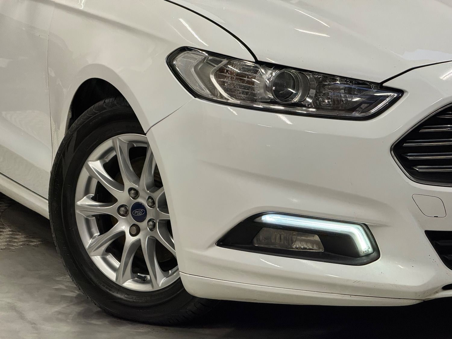 Used Ford Mondeo 2017 for sale - 76346882: Photo 12