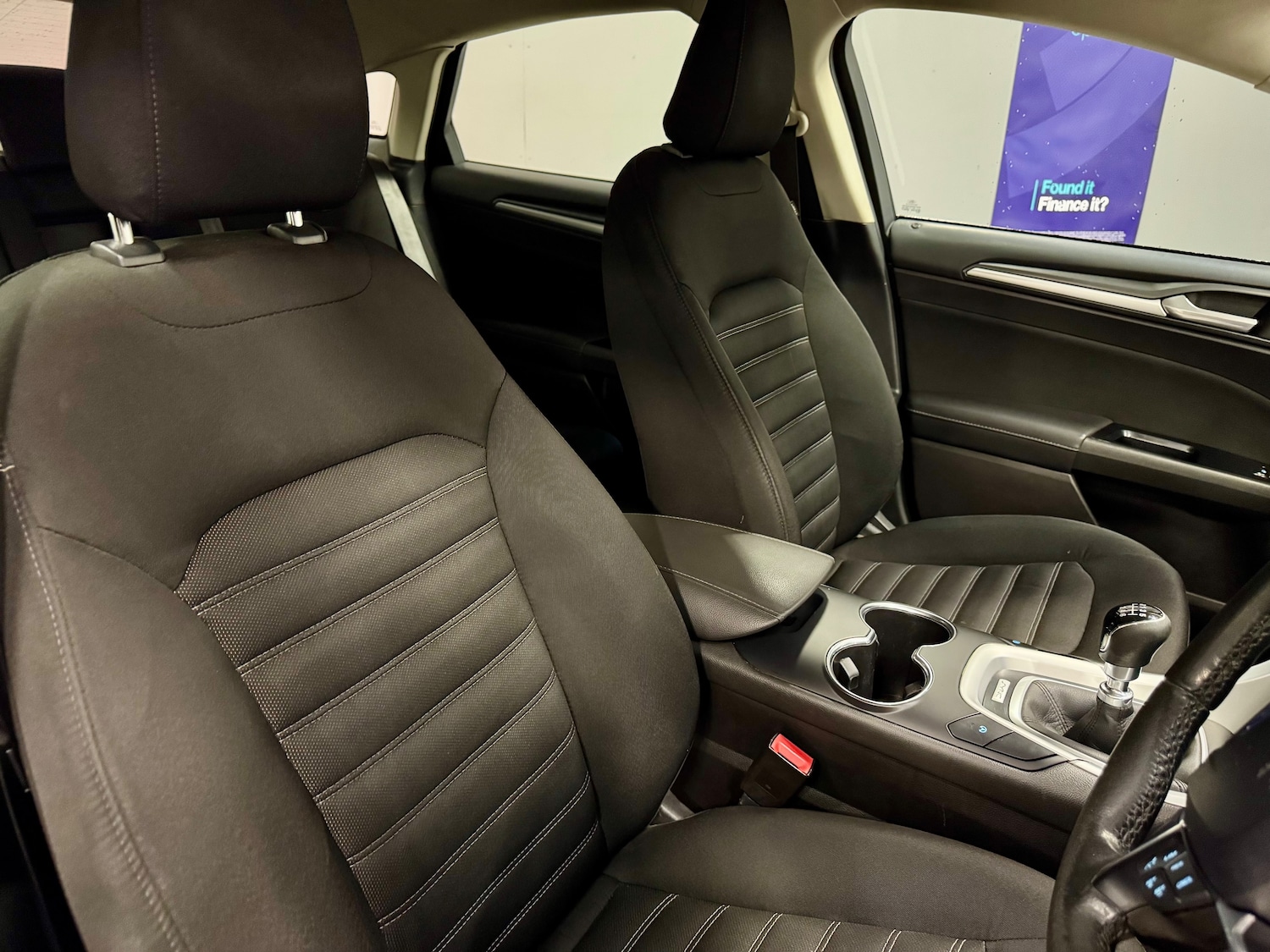 Used Ford Mondeo 2017 for sale - 76346882: Photo 17