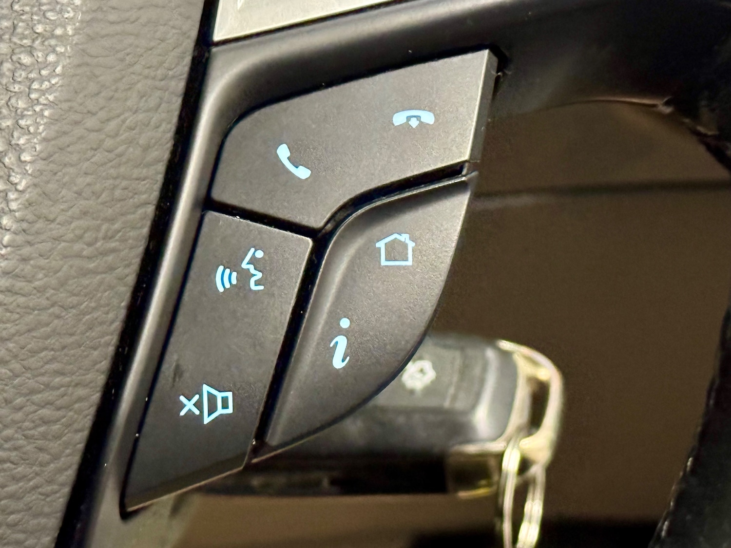 Used Ford Mondeo 2017 for sale - 76346882: Photo 22