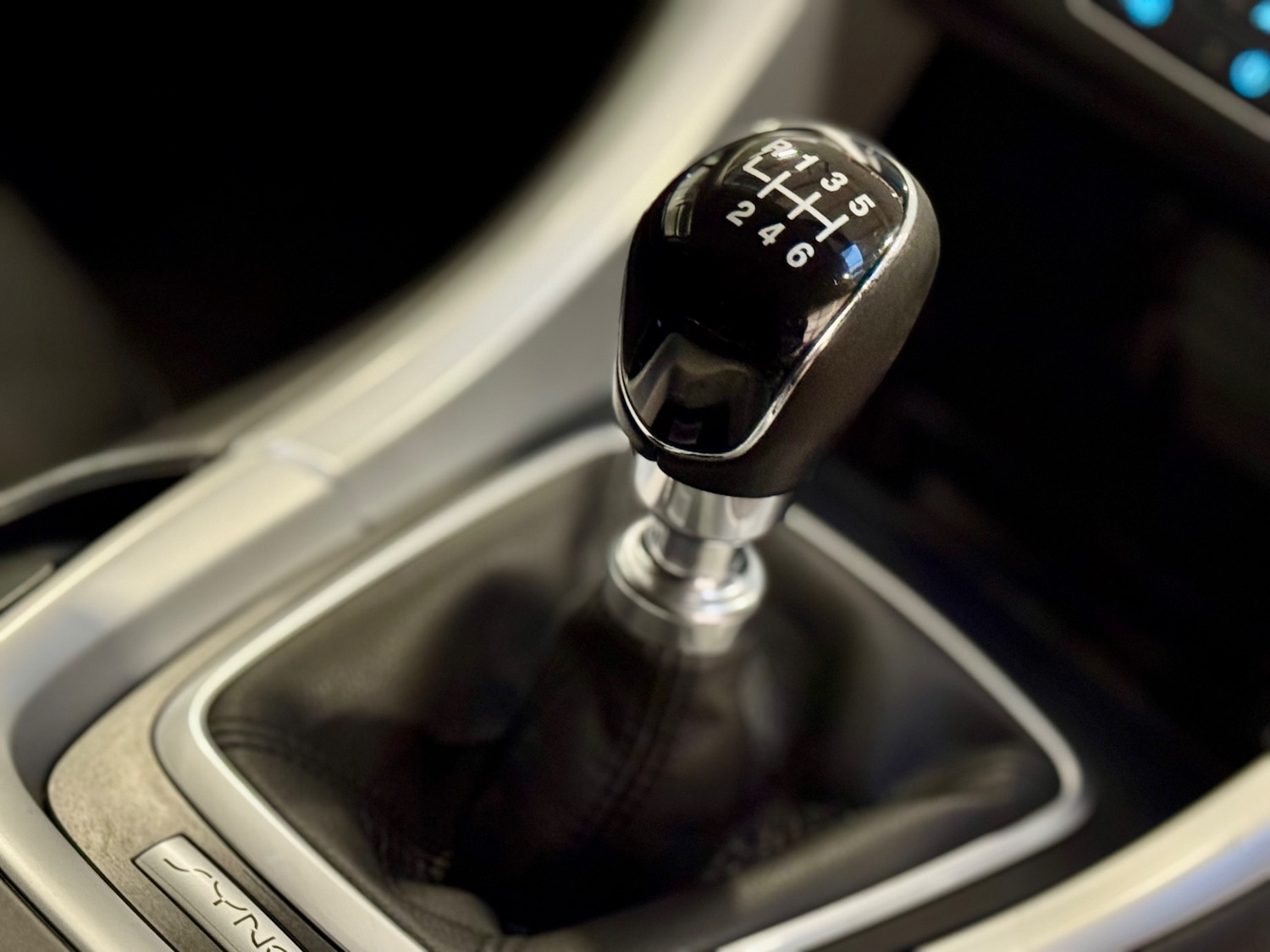 Used Ford Mondeo 2017 for sale - 76346882: Photo 27