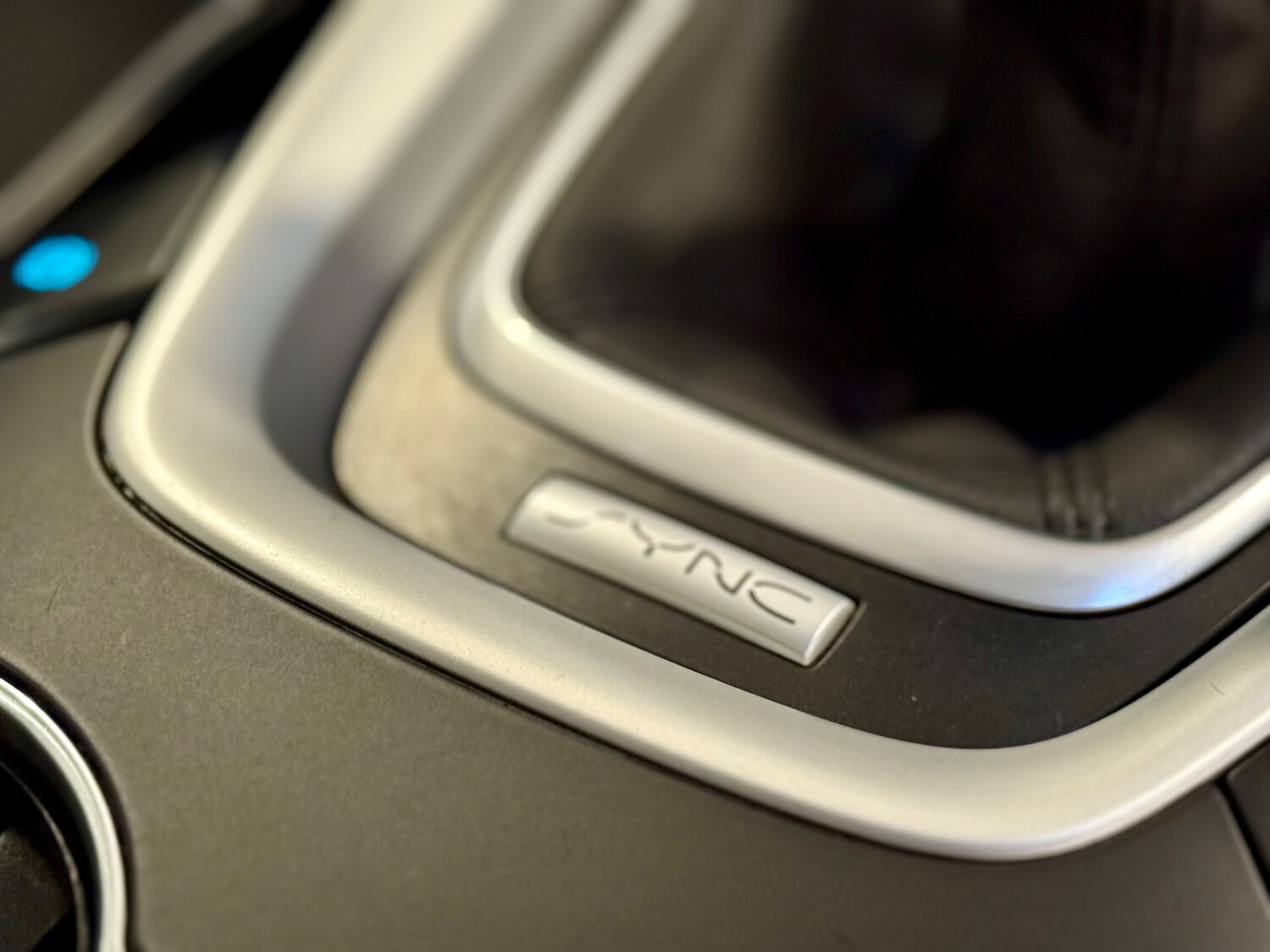 Used Ford Mondeo 2017 for sale - 76346882: Photo 28