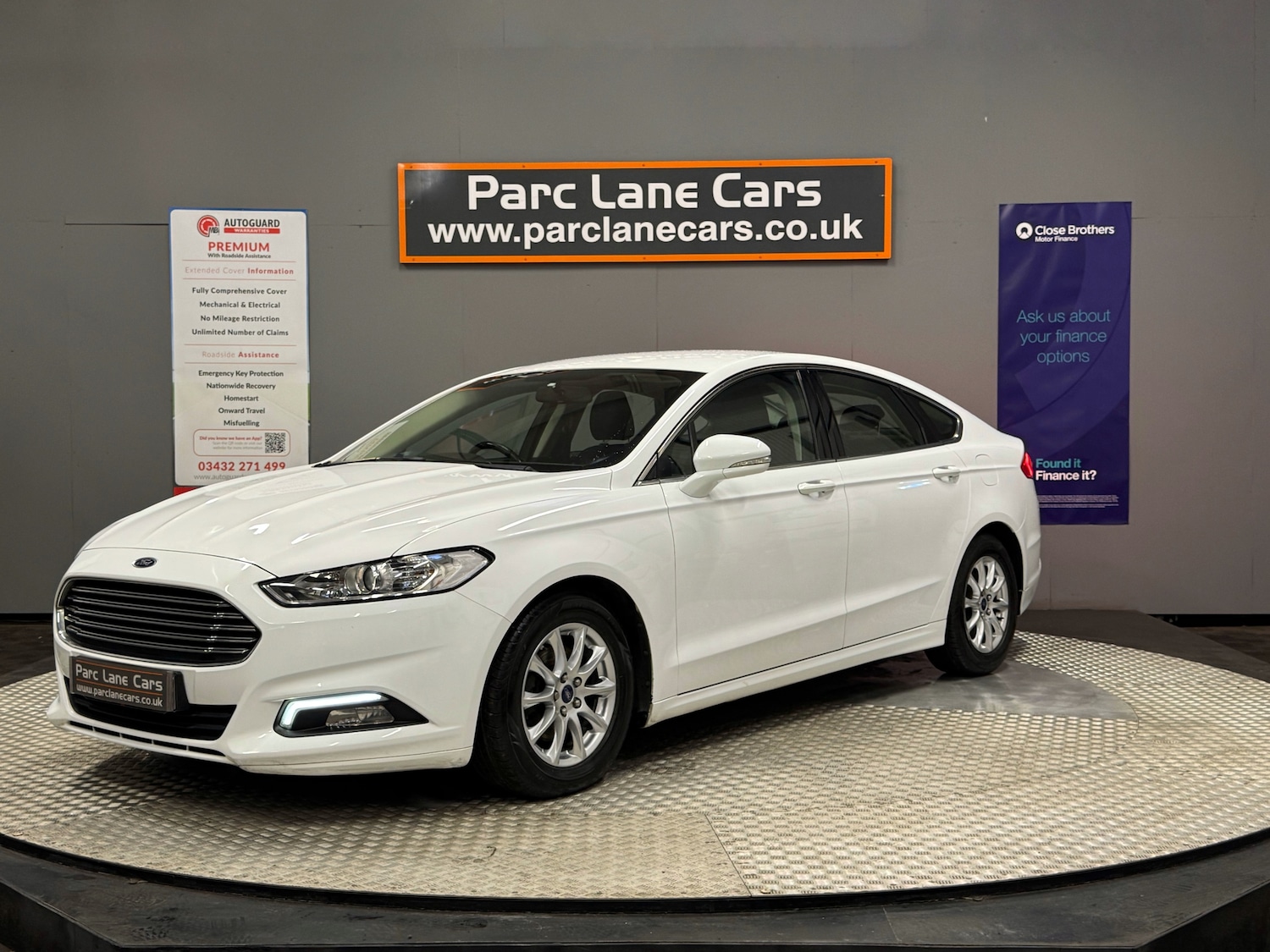 Used Ford Mondeo 2017 for sale - 76346882: Photo 9