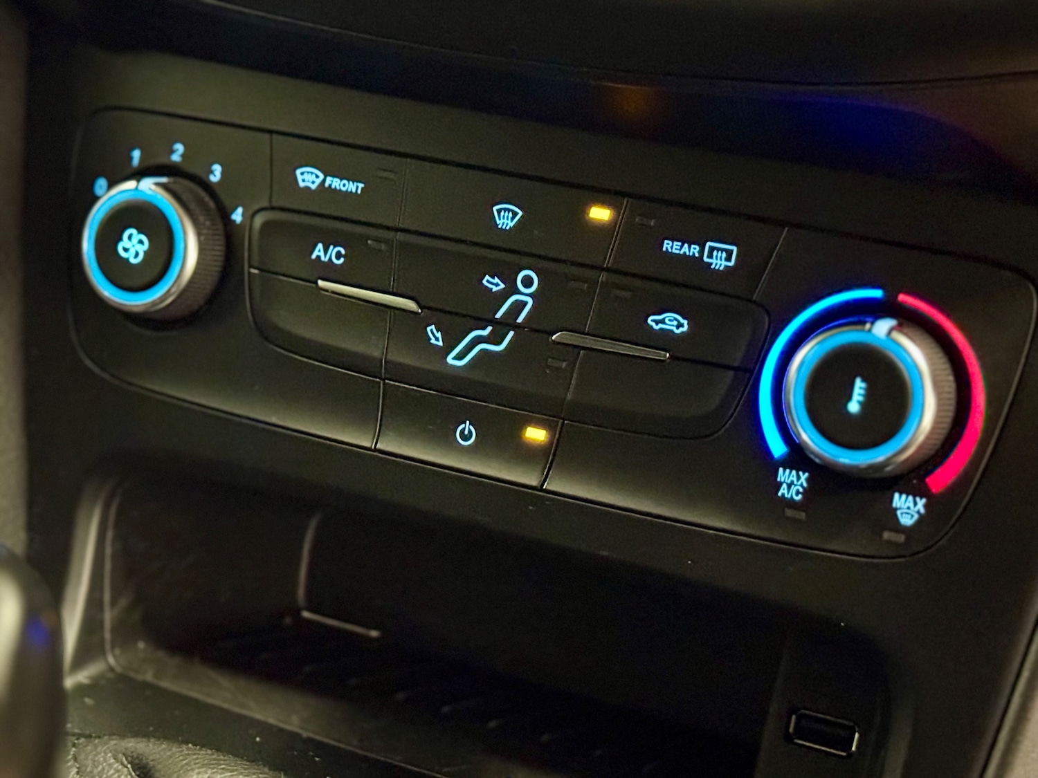 Used Ford Focus for sale - 76477489: Photo 23