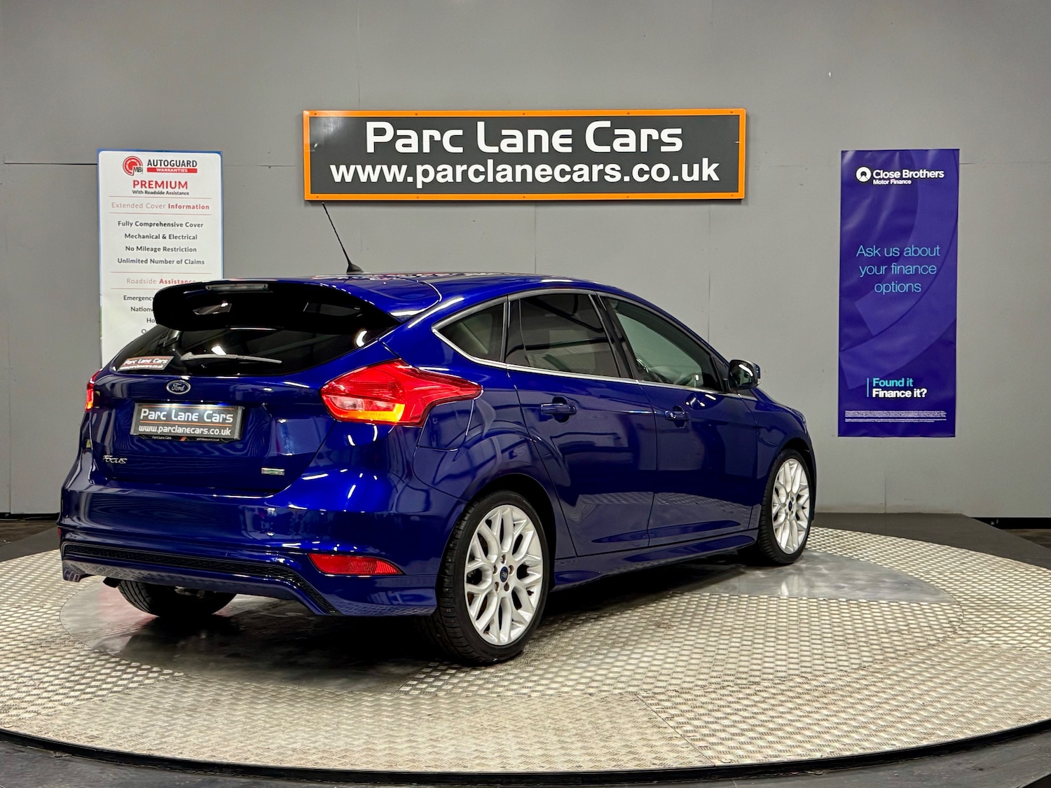 Used Ford Focus for sale - 76477489: Photo 3