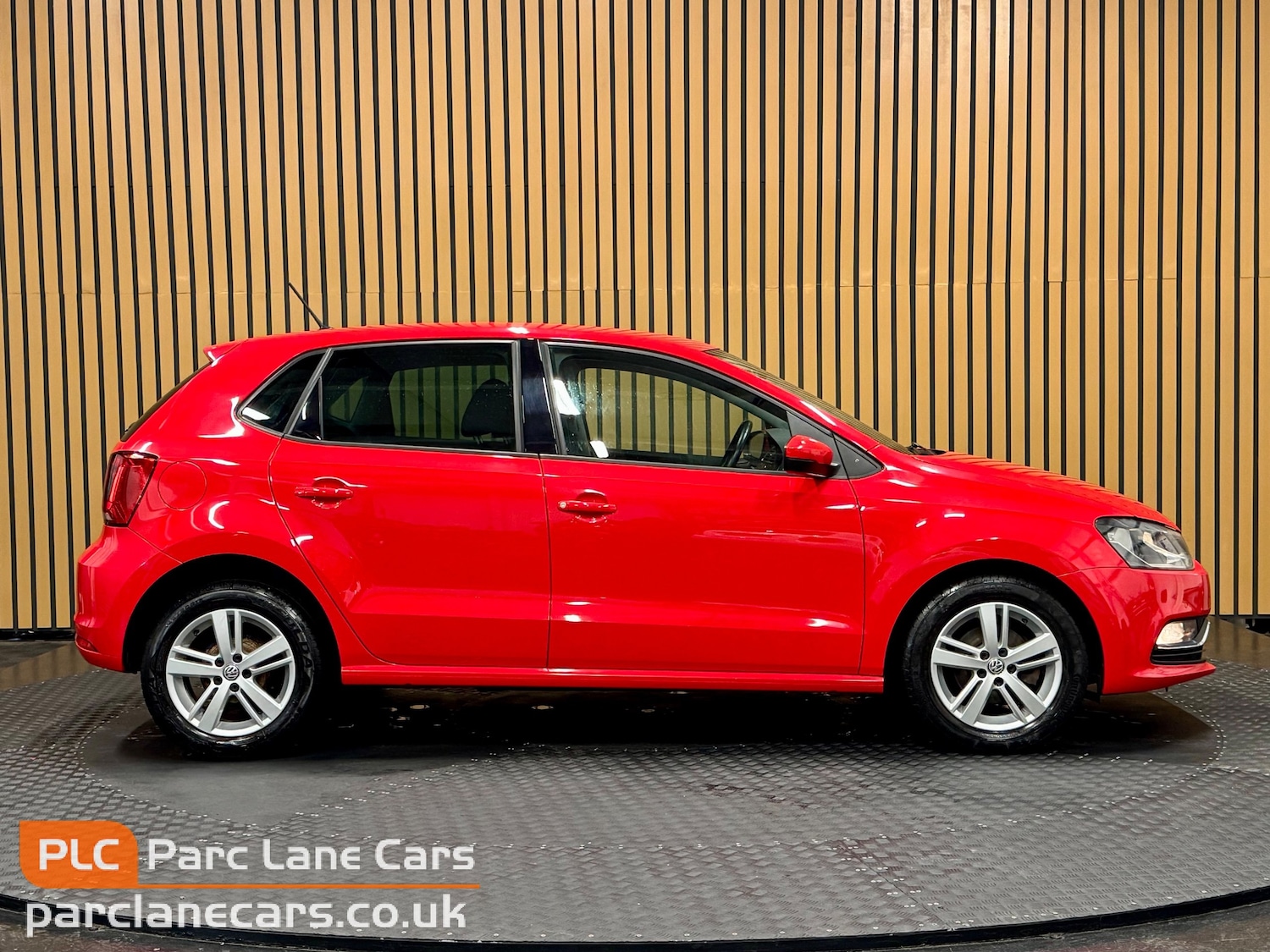 Used Volkswagen Polo 2016 for sale - 78201538: Photo 2