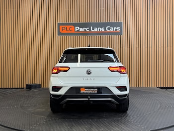 Used Volkswagen T-Roc 2019 for sale - 78201501: Photo