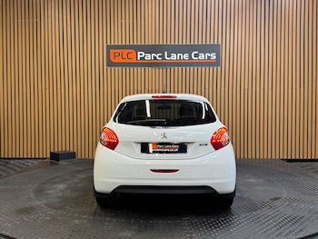 Used Peugeot 208 2014 for sale - 78566250: Photo