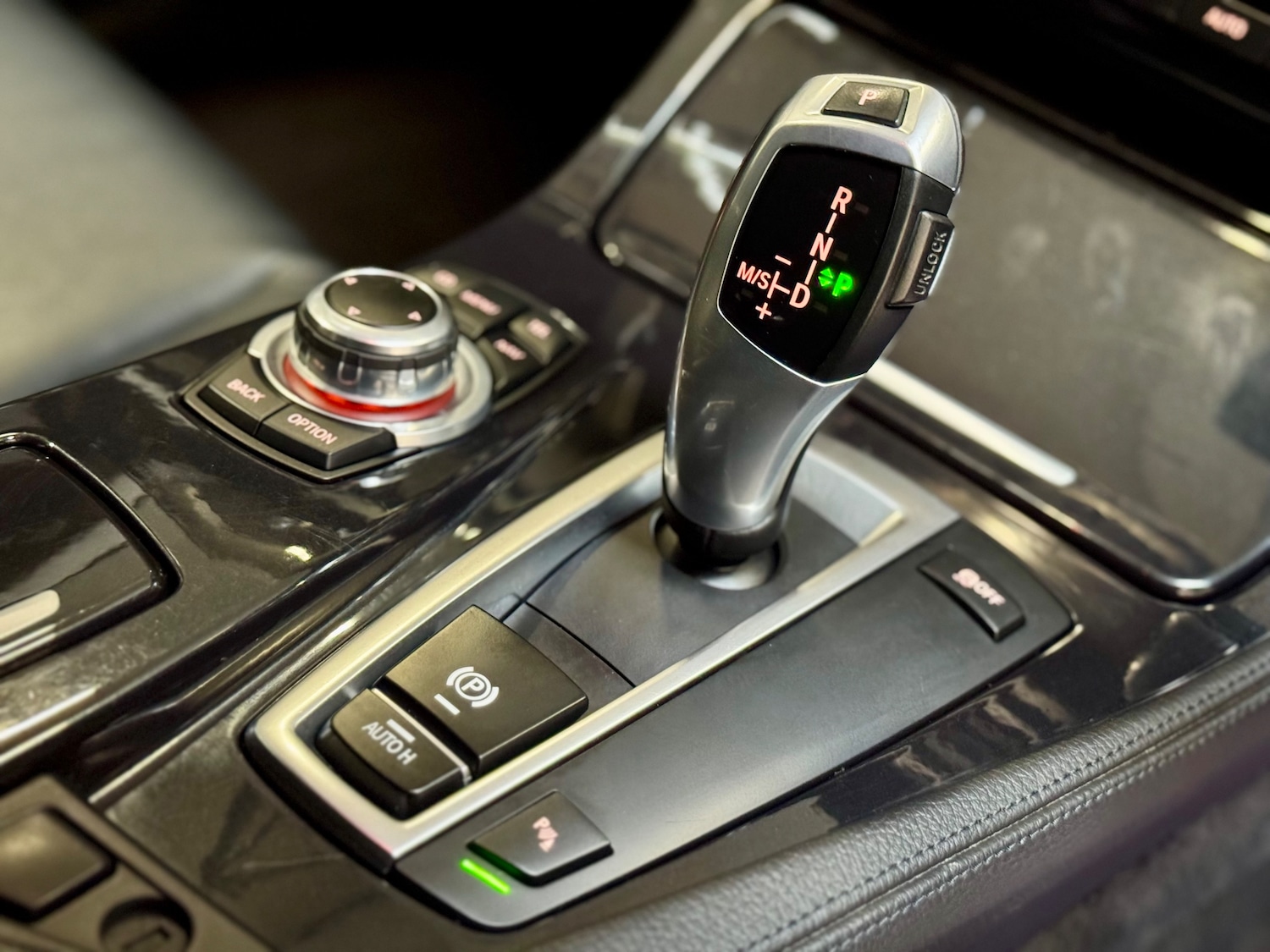 Used BMW 5 Series 2010 for sale - 76405836: Photo 28