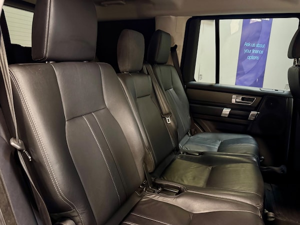 Used Land Rover Discovery 4 2015 for sale - 76253192: Photo 18