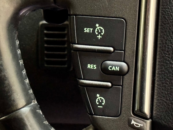 Used Land Rover Discovery 4 2015 for sale - 76253192: Photo 22