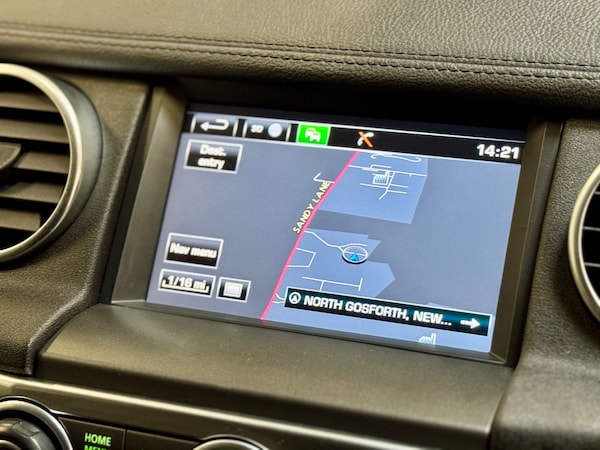 Used Land Rover Discovery 4 2015 for sale - 76253192: Photo 24
