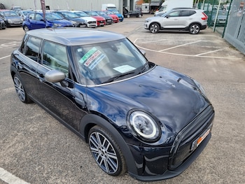Used MINI Hatch 2023 for sale - 79502976: Photo