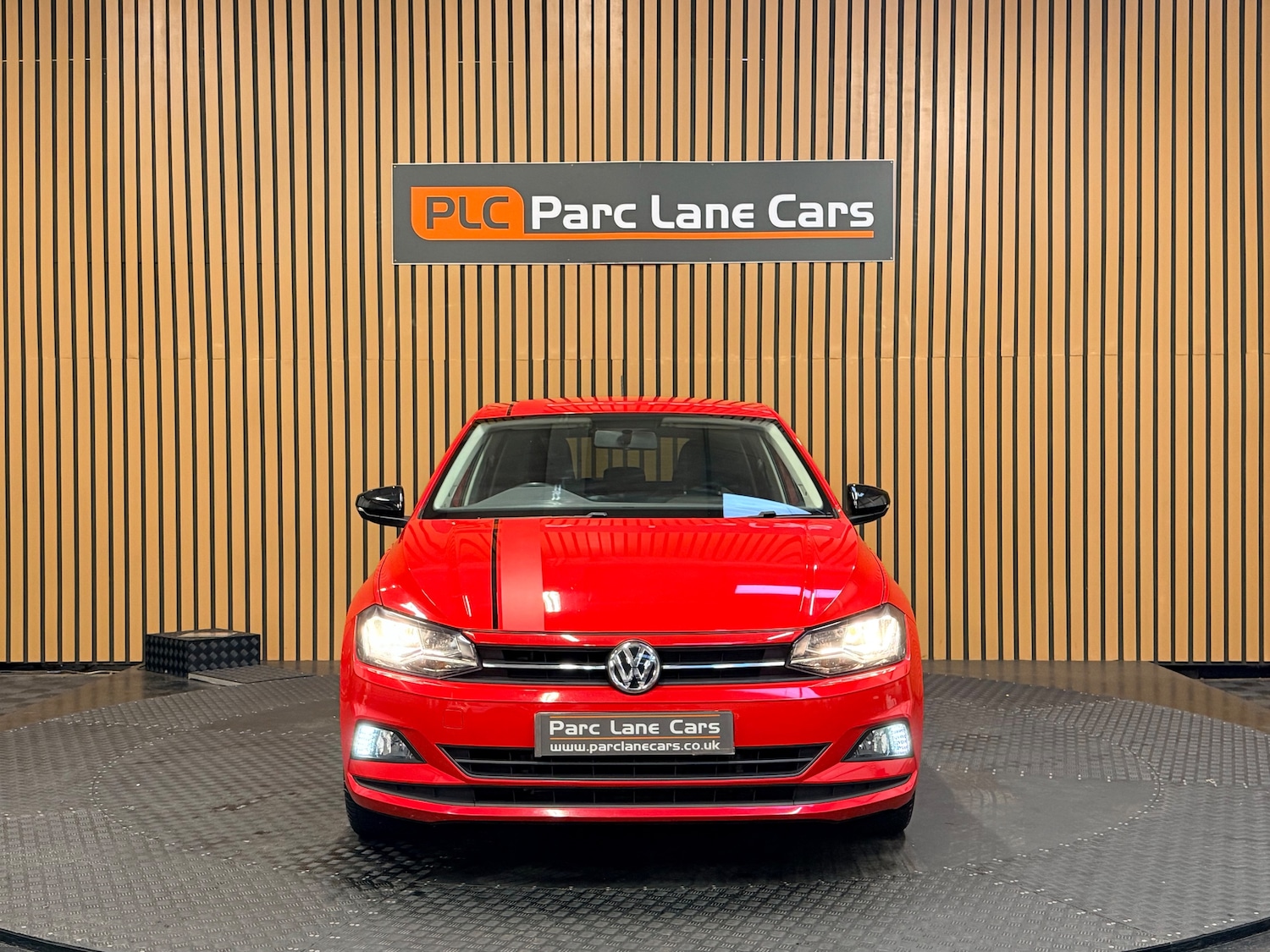 Used Volkswagen Polo 2018 for sale - 77600558: Photo 2