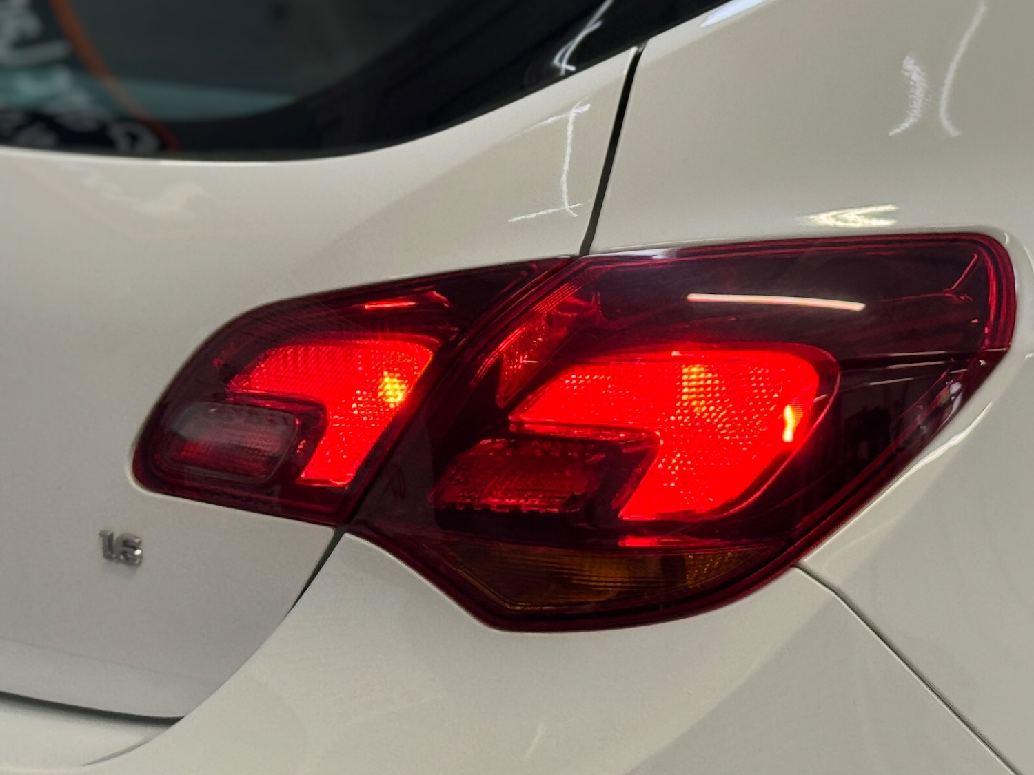 Used Vauxhall Astra 2015 for sale - 75700740: Photo 25