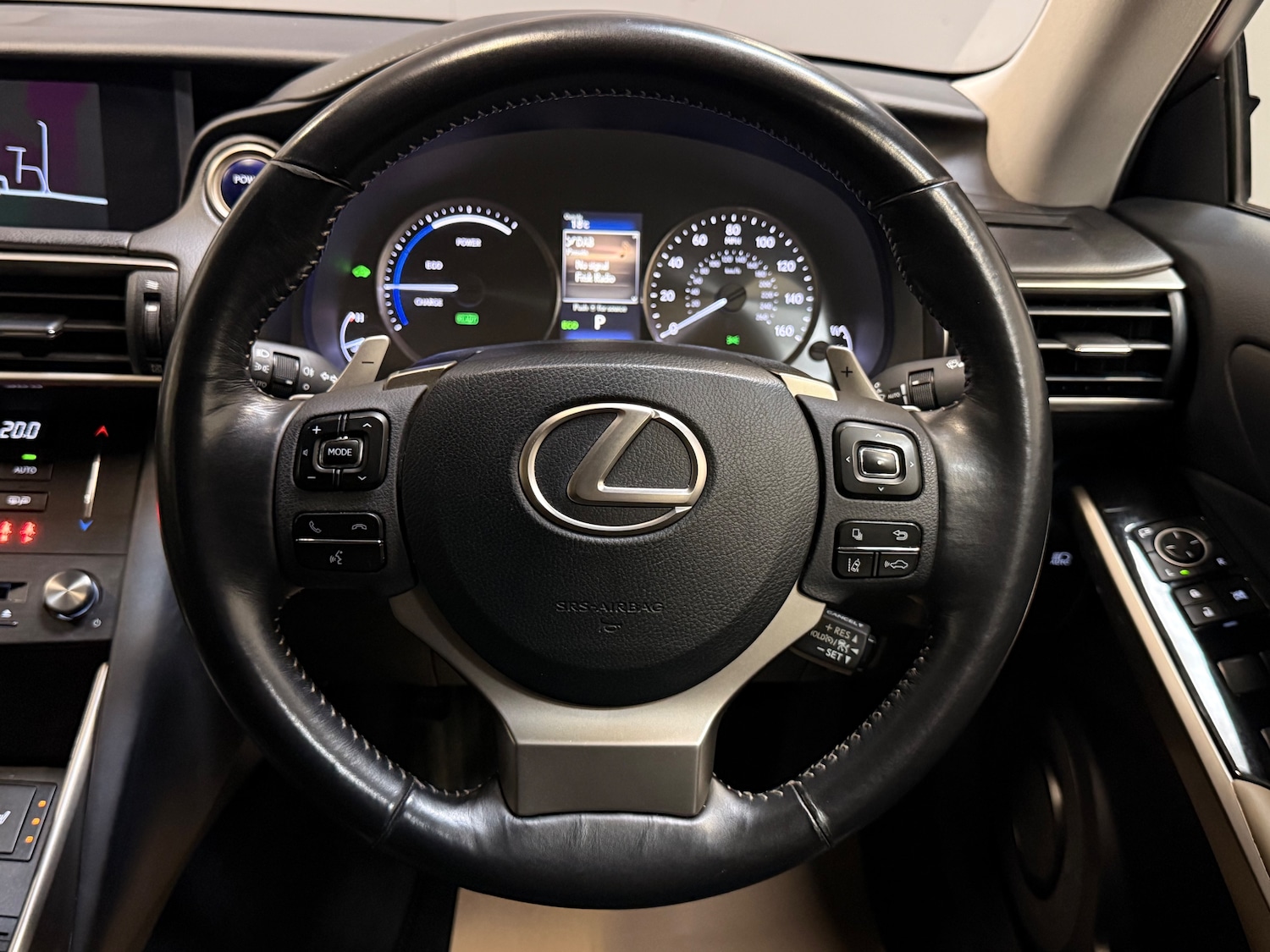 Used Lexus IS 2018 for sale - 76198163: Photo 12