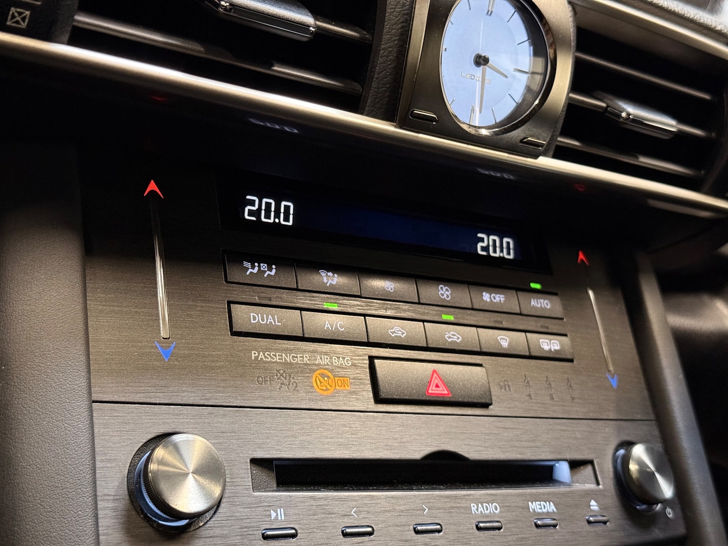 Used Lexus IS 2018 for sale - 76198163: Photo 18