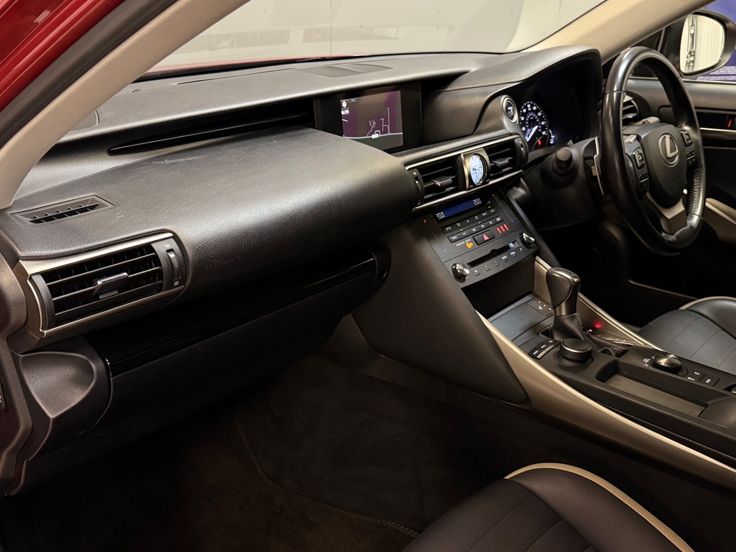 Used Lexus IS 2018 for sale - 76198163: Photo 22