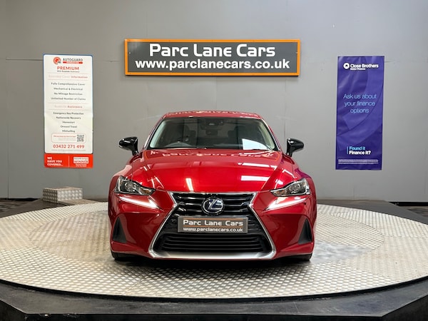 Used Lexus IS 2018 for sale - 76198163: Photo 2