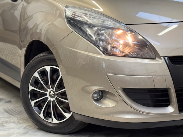 Used Renault Scenic 2011 for sale - 74398868: Photo 11