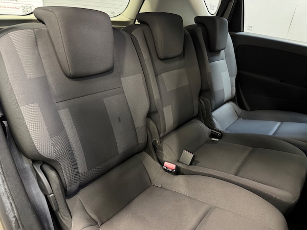 Used Renault Scenic 2011 for sale - 74398868: Photo 17
