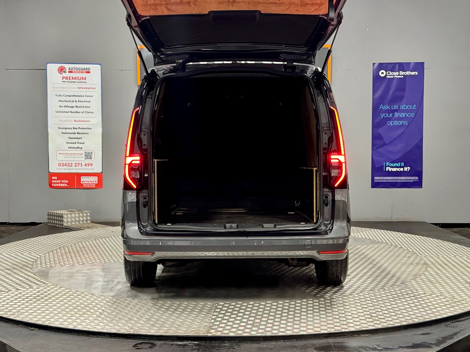 Used Volkswagen Caddy 2023 for sale - 76508883: Photo 5