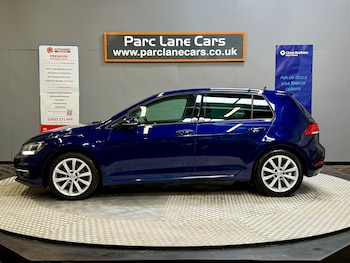 Used Volkswagen Golf 2018 for sale - 75643917: Photo