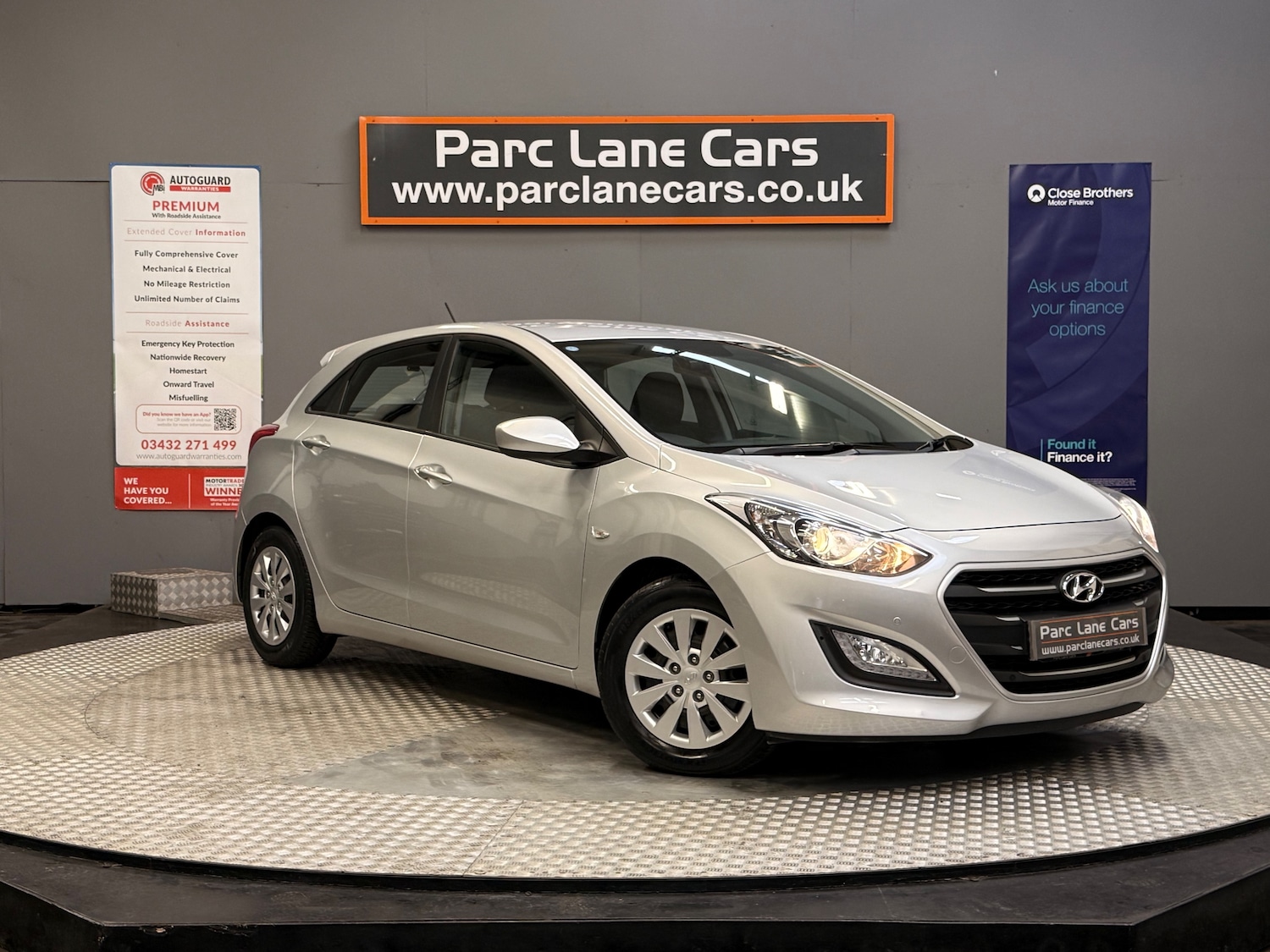Used Hyundai i30 2015 for sale - 76102047: Photo 1