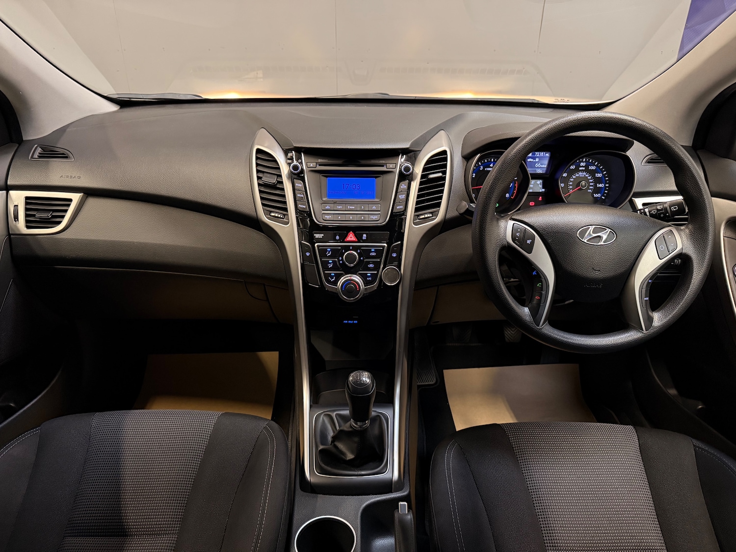 Used Hyundai i30 2015 for sale - 76102047: Photo 15