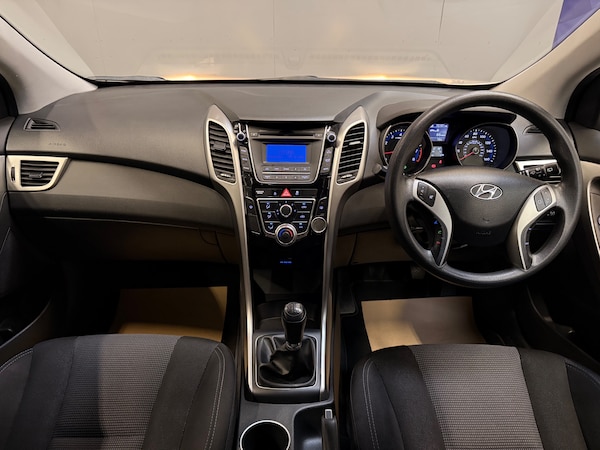 Used Hyundai i30 2015 for sale - 76102047: Photo 15