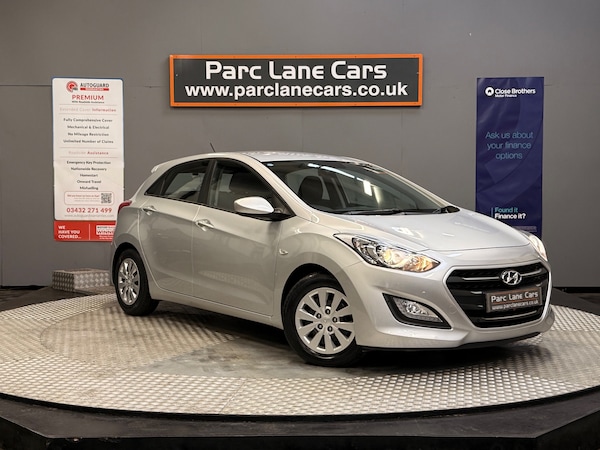 Used Hyundai i30 2015 for sale - 76102047: Photo 1