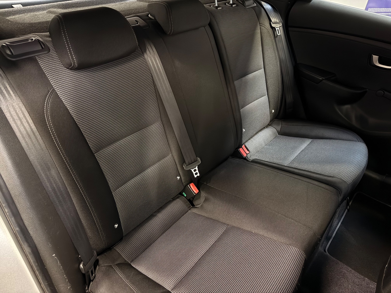 Used Hyundai i30 2015 for sale - 76102047: Photo 21