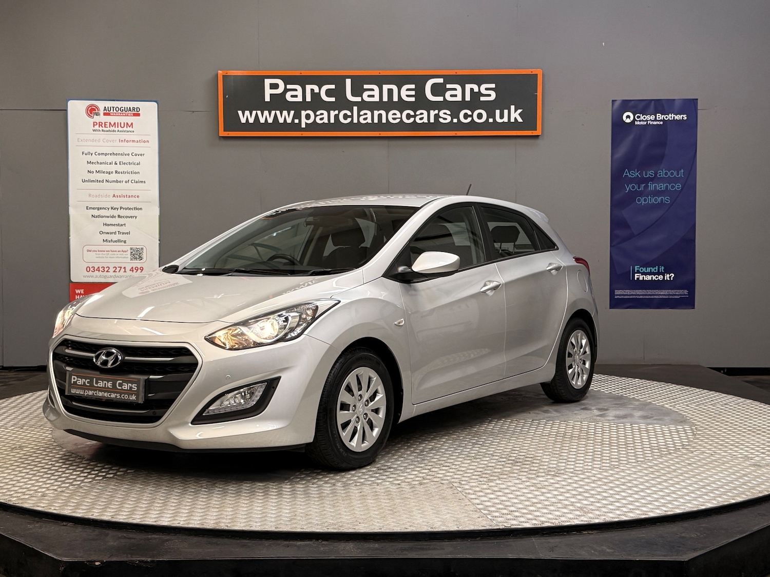 Used Hyundai i30 2015 for sale - 76102047: Photo 3